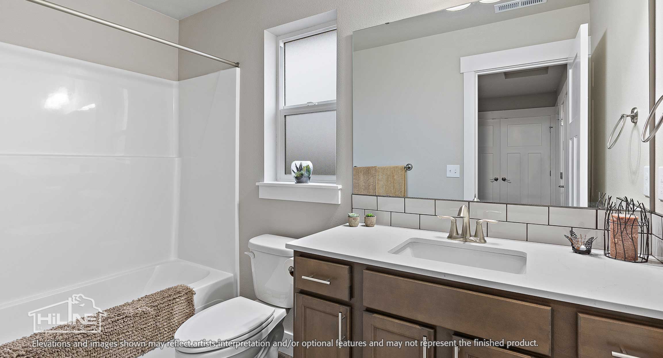Image of Home Plan 1675 Guest Bathroom.