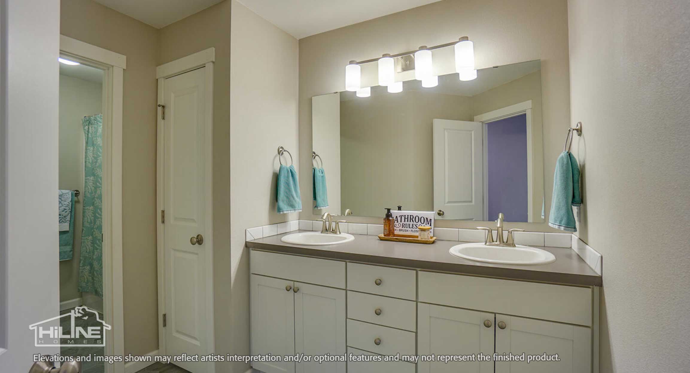 Image of Home Plan 2112 Guest Bathroom.