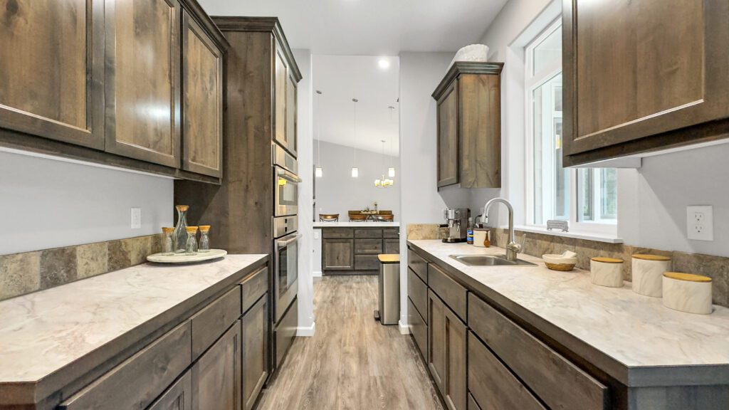 Home Plan 2248 butlers pantry.