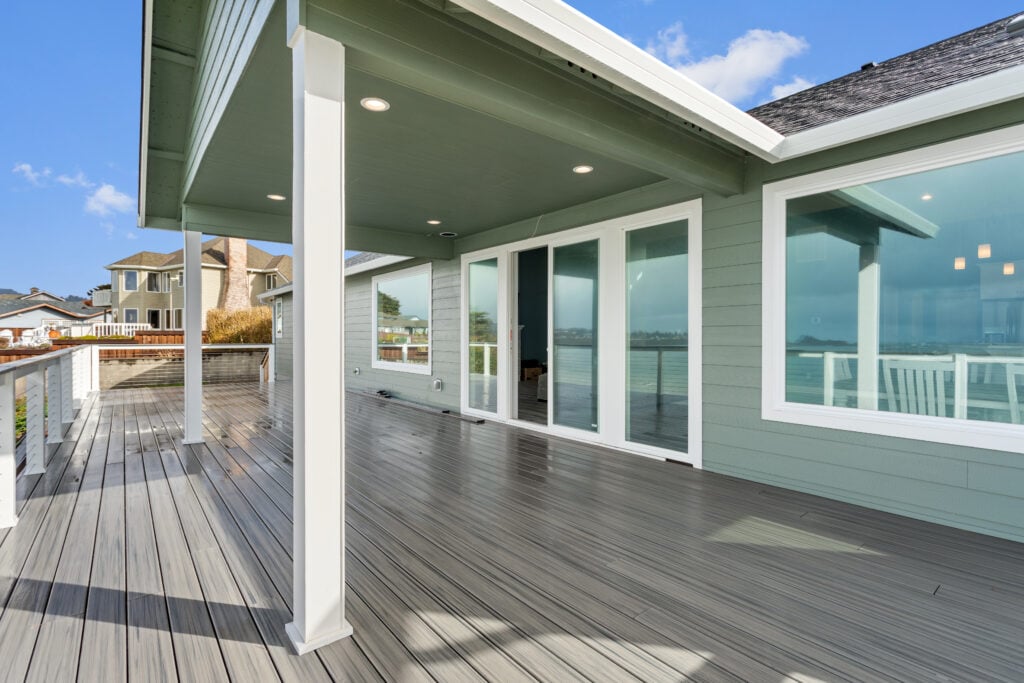 Home Plan 2592 outdoor living space.