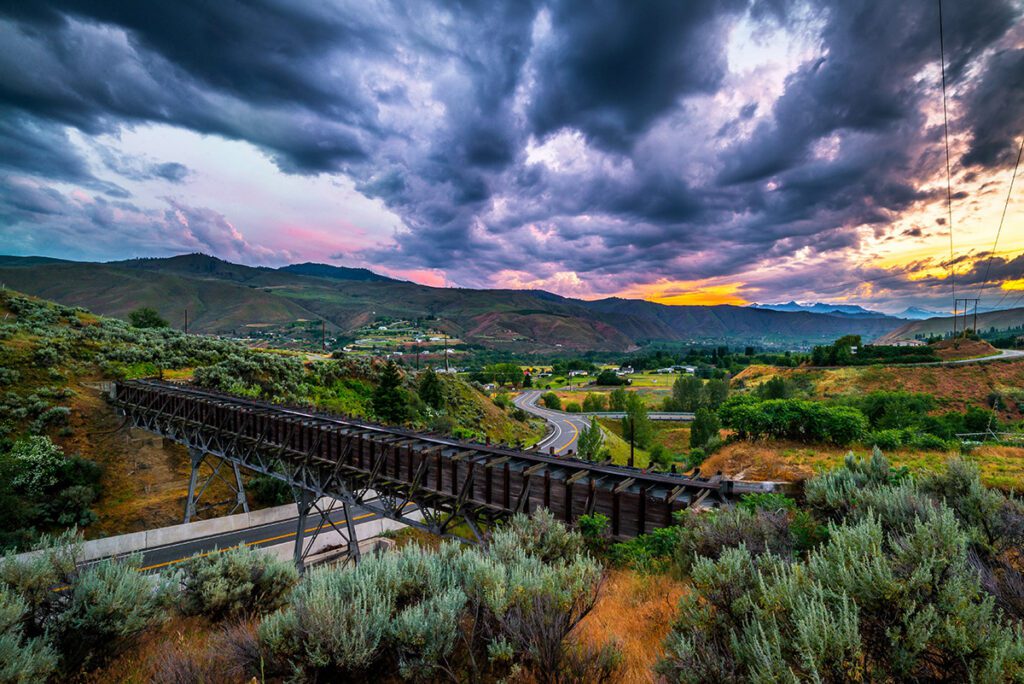 Sunset over the mountains at Cashmere, WA.